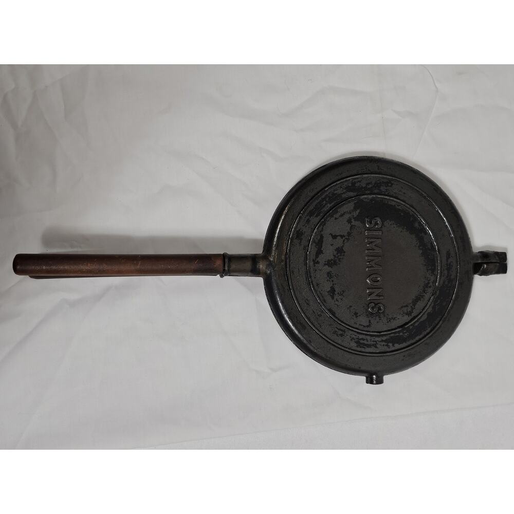 Simmons #9 Cast Iron Hinged Waffle Maker Paddles - Long Wood Handles - VTG